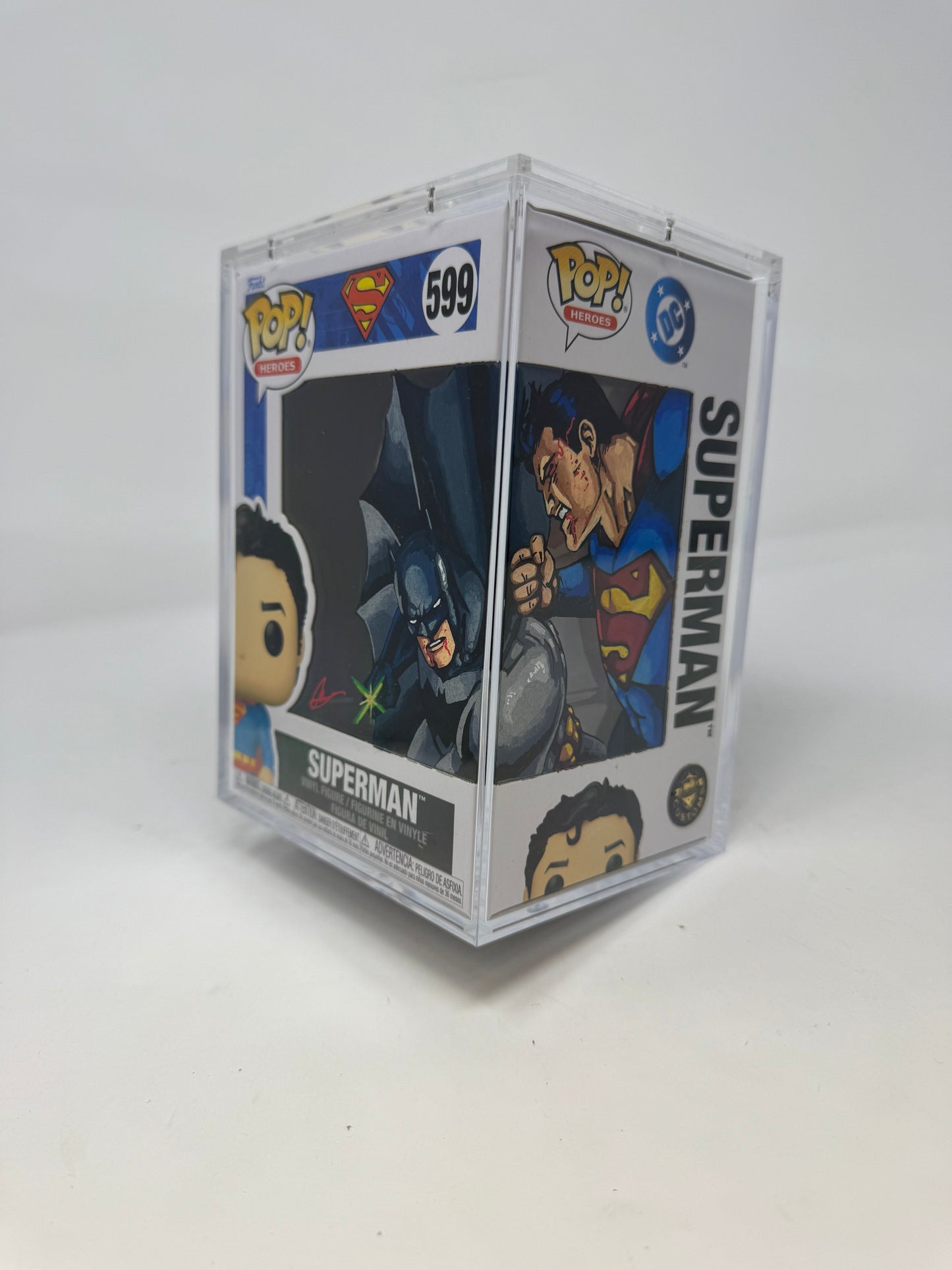 Heroes- DC Superman 599 TCC X Mooch Custom (Batman Fight)