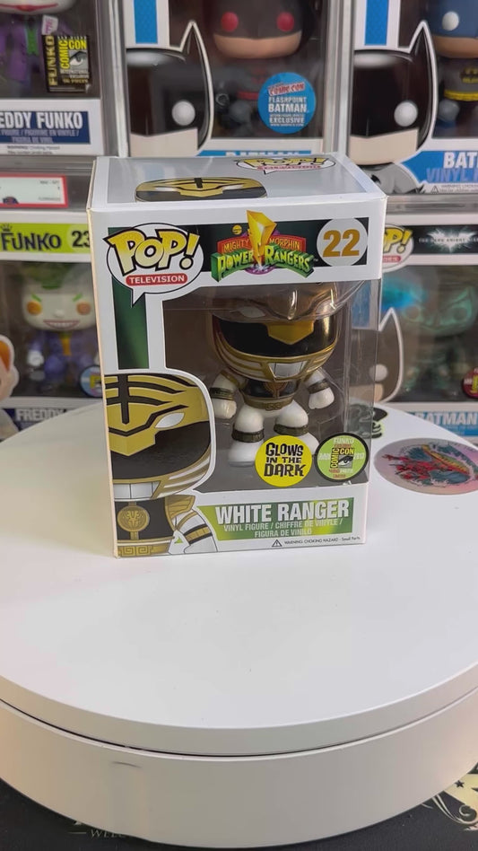 Sold 10/21 2013 SDCC White Ranger GITD LE480